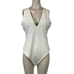 GOOD AMERICAN - WOMEN'S XLARGE - IVORY WHITE SLEEVELESS V NECK NYLON BLEND TOP